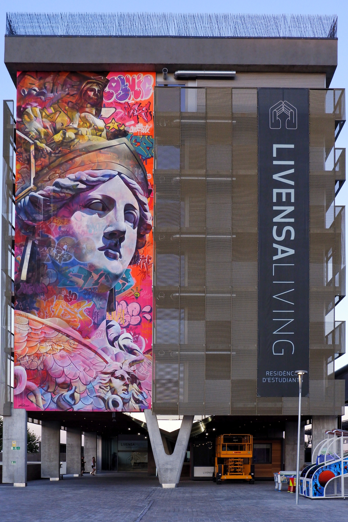 PichiAvo, Greek goddess Athena, Barcelona 2019. Photo Credit Fer Alcalá