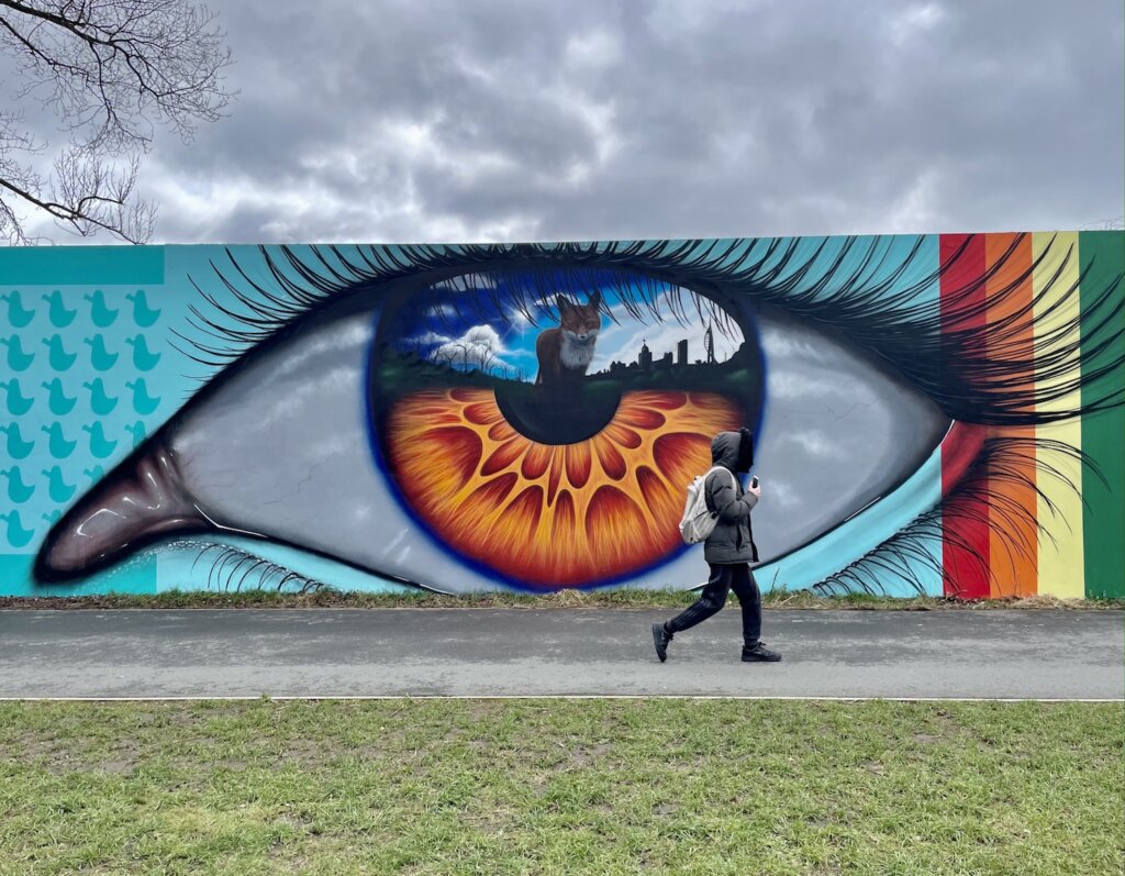 Street Artist My Dog Sighs and Friends paint Hilsea Lido as part of levelling up Portsmouth, 2023. Image © Graffiti Street