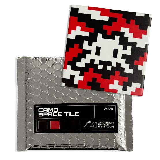 Invader - Camo Space Tile (Black & Red)