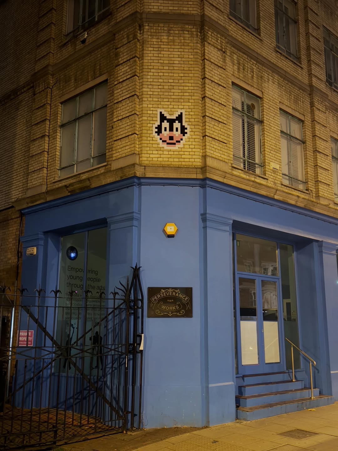 ovecat pixel mosaic from Invader London invasion